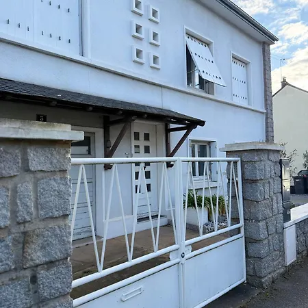 Les Cles Angevines Numero 7 Homestay *